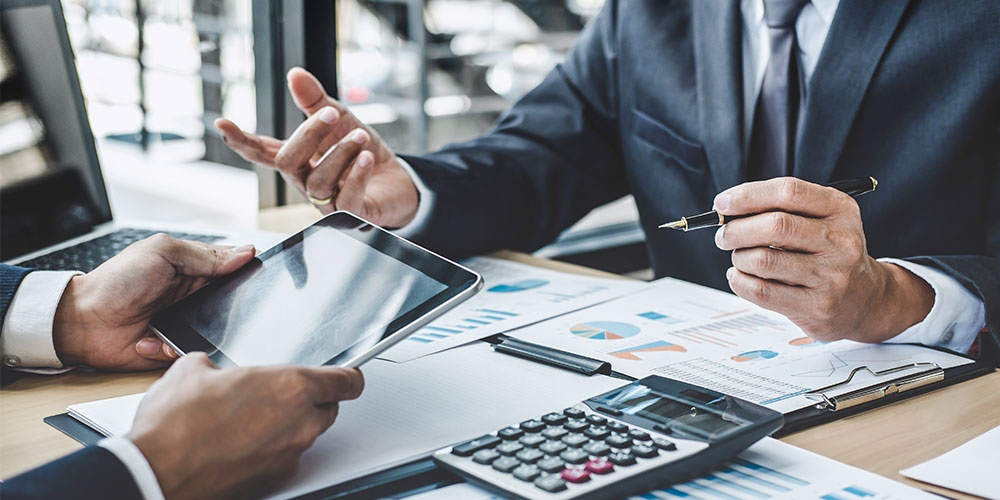 200+ ChatGPT Prompts to Help Guide Your Investment Strategy